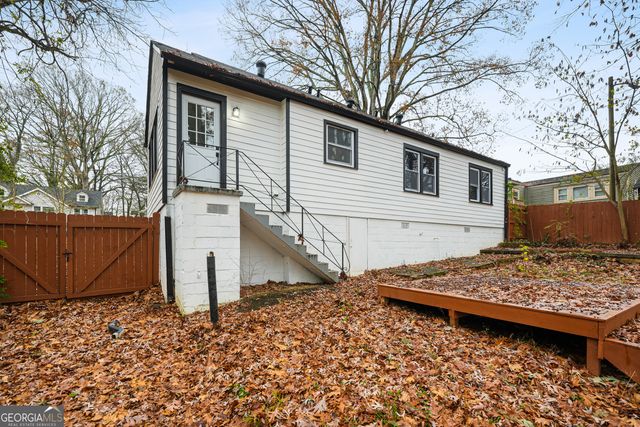 819 Blossom Street SW, Atlanta, GA 30310