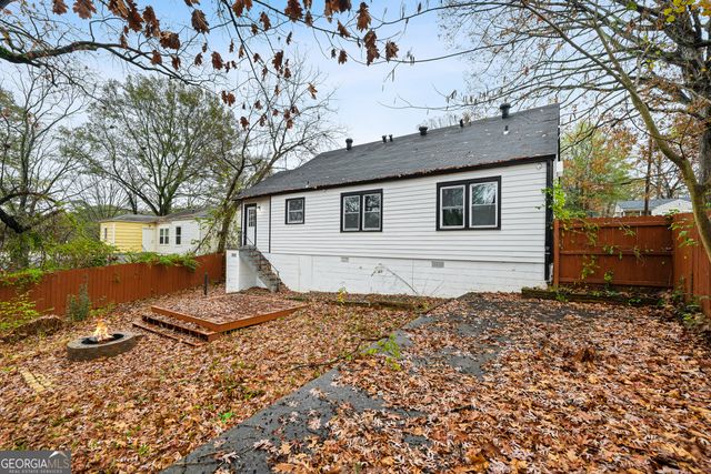 819 Blossom Street SW, Atlanta, GA 30310