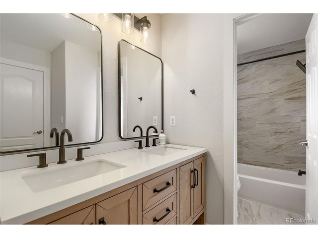 2919 Breezy Ln, Castle Rock, CO 80109