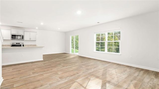 393 Middleton Drive, Lexington, NC 27295
