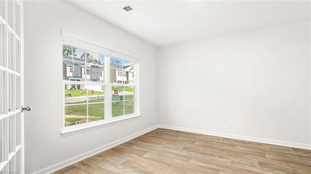 393 Middleton Drive, Lexington, NC 27295