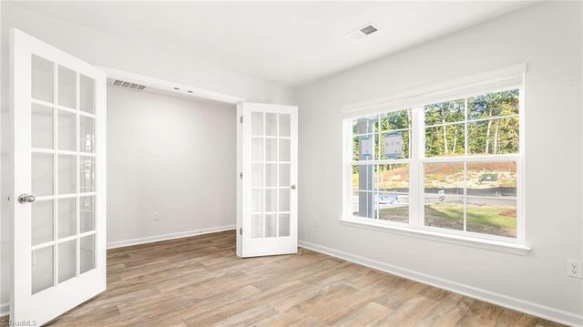 393 Middleton Drive, Lexington, NC 27295