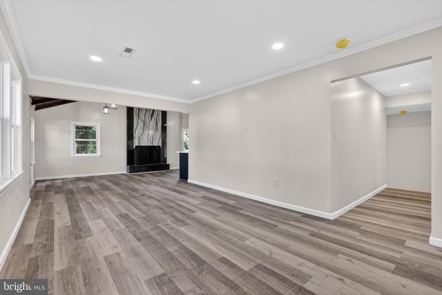 306 MAY CT, West Deptford, NJ 08096