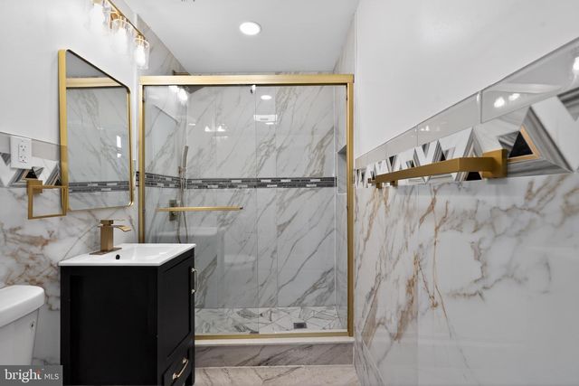 306 MAY CT, West Deptford, NJ 08096