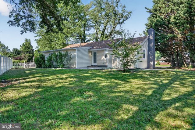 306 MAY CT, West Deptford, NJ 08096