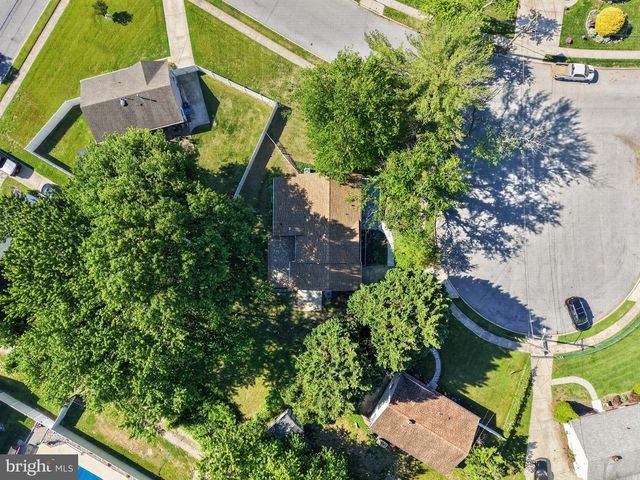 306 MAY CT, West Deptford, NJ 08096