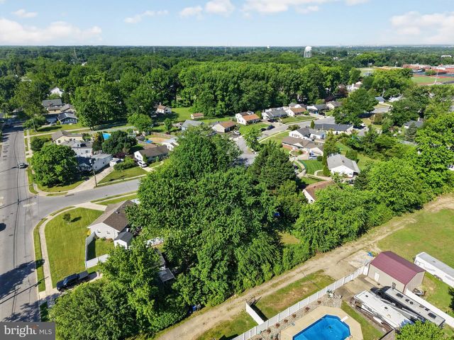 306 MAY CT, West Deptford, NJ 08096