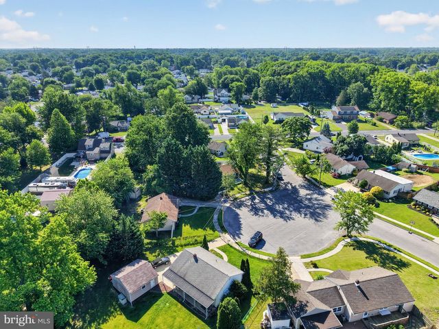 306 MAY CT, West Deptford, NJ 08096