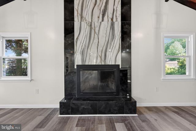 306 MAY CT, West Deptford, NJ 08096