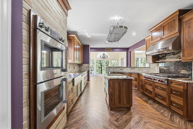1634 Blackburn Heights DRIVE, Franklin Park, PA 15143