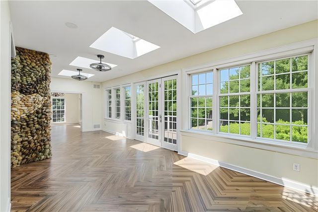 1634 Blackburn Heights DRIVE, Franklin Park, PA 15143