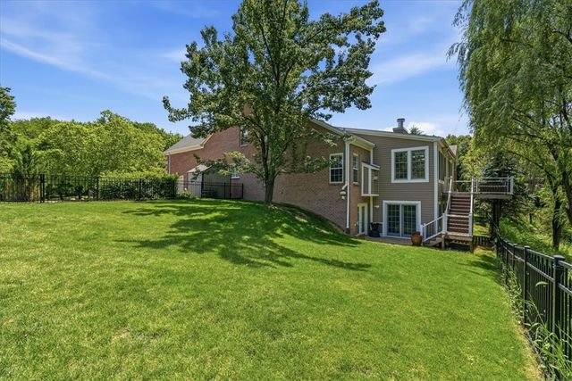 1634 Blackburn Heights DRIVE, Franklin Park, PA 15143