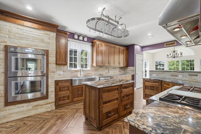 1634 Blackburn Heights DRIVE, Franklin Park, PA 15143
