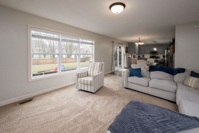 8603 Springberry Drive, Fort Wayne, IN 46818