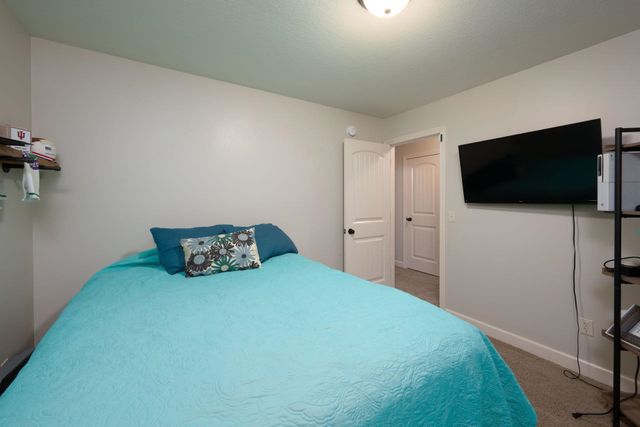 8603 Springberry Drive, Fort Wayne, IN 46818