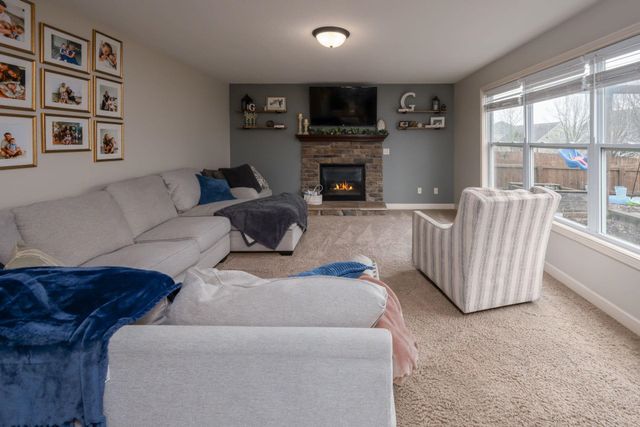 8603 Springberry Drive, Fort Wayne, IN 46818