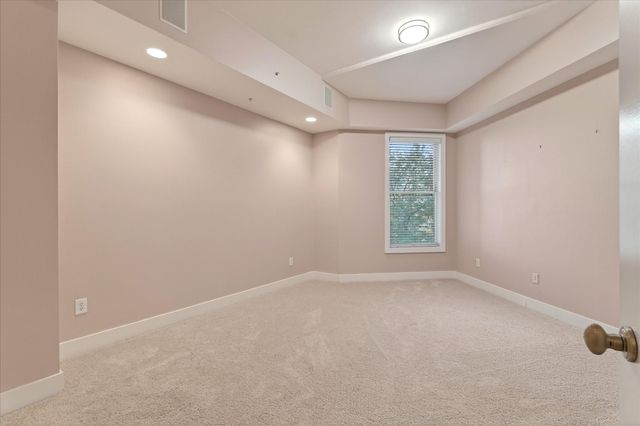 5055 Addison Circle 409, Addison, TX 75001