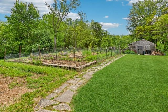 6460 E Galien Buchanan Road, Bertrand Twp, MI 49107
