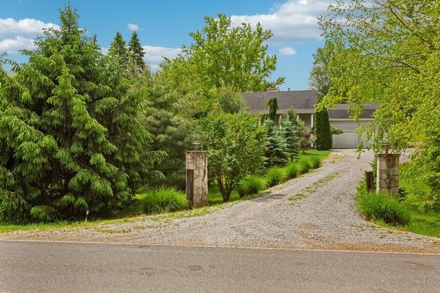 6460 E Galien Buchanan Road, Bertrand Twp, MI 49107