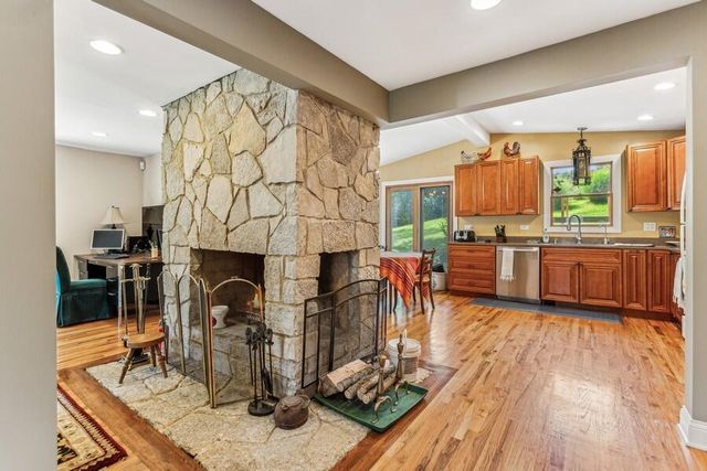 6460 E Galien Buchanan Road, Bertrand Twp, MI 49107