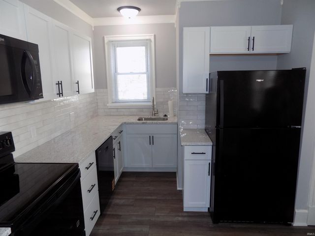 915 S Lombard Avenue, Evansville, IN 47714