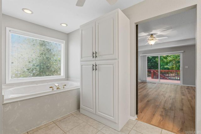 113 Cifuentes Way, Hot Springs Village, AR 71909