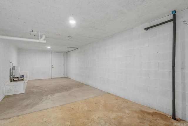 113 Cifuentes Way, Hot Springs Village, AR 71909