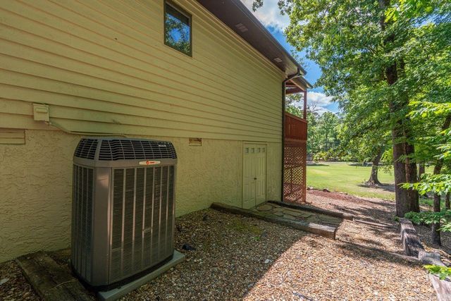 113 Cifuentes Way, Hot Springs Village, AR 71909