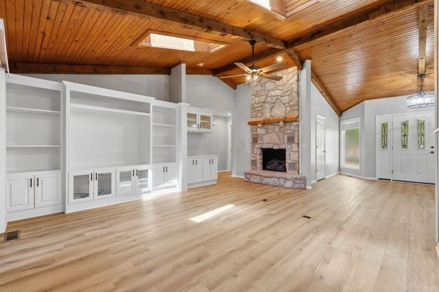 113 Cifuentes Way, Hot Springs Village, AR 71909