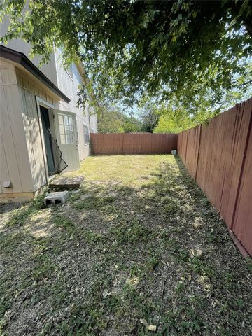 529 E Norwood Circle, Arlington, TX 76013