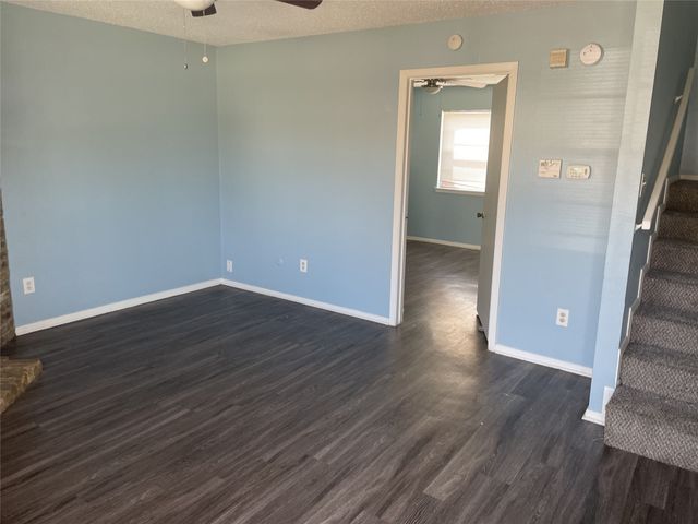 529 E Norwood Circle, Arlington, TX 76013