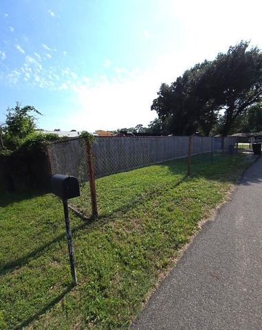 43 N Wickerwood Street, Houston, TX 77080