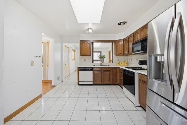 9013 ORIOLE Avenue, Morton Grove, IL 60053