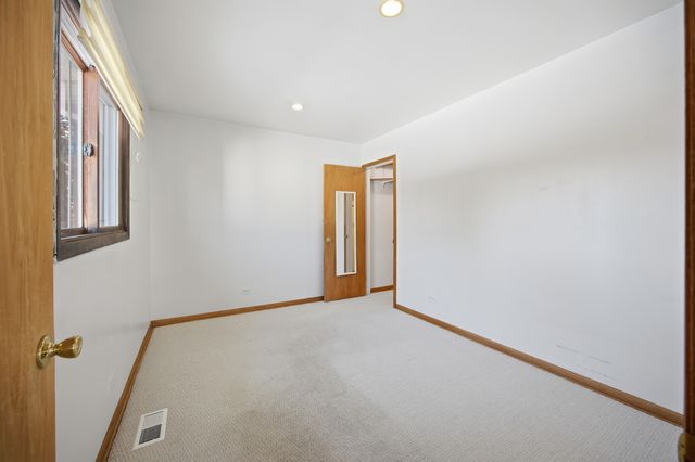 9013 ORIOLE Avenue, Morton Grove, IL 60053