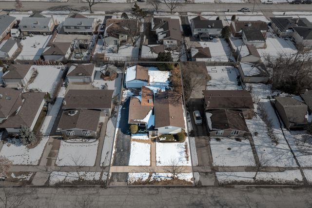 9013 ORIOLE Avenue, Morton Grove, IL 60053