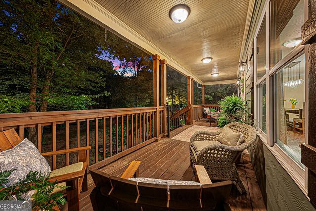 95 Village Drive, Hartwell, GA 30643
