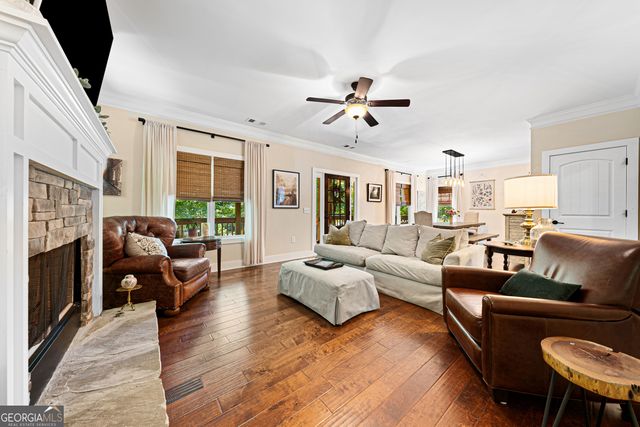 95 Village Drive, Hartwell, GA 30643