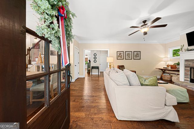95 Village Drive, Hartwell, GA 30643