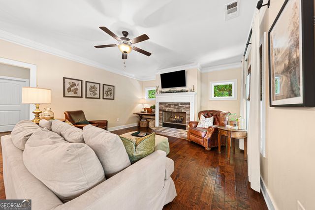 95 Village Drive, Hartwell, GA 30643