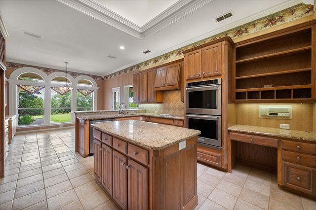 128 Rim Rock Road, Aledo, TX 76008