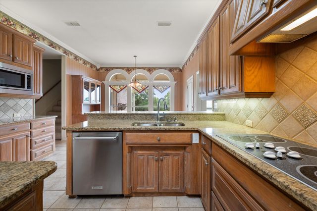 128 Rim Rock Road, Aledo, TX 76008