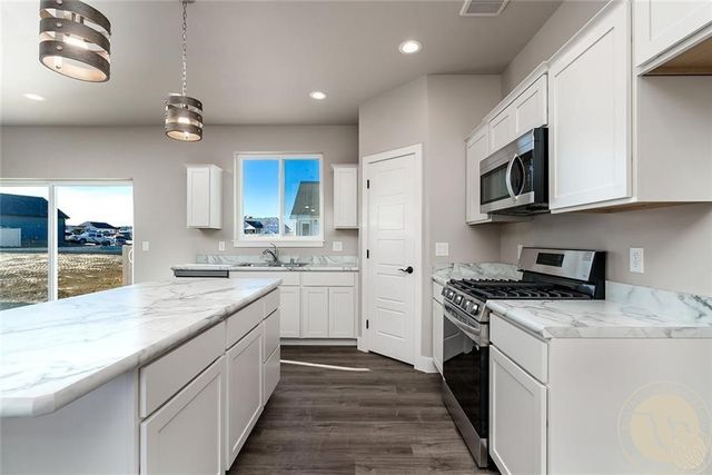 943 Madrid Drive, Billings, MT 59105