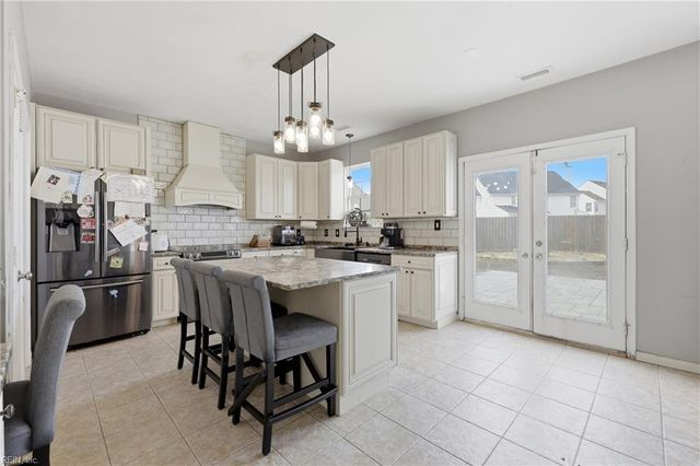 328 Hagenspring RD, Chesapeake, VA 23320