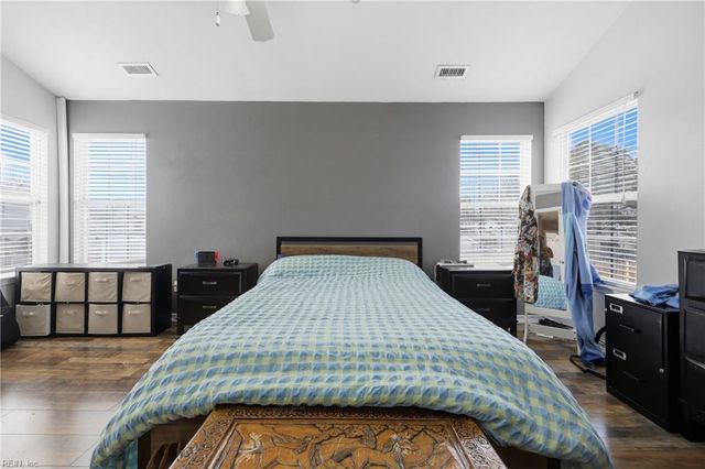 328 Hagenspring RD, Chesapeake, VA 23320