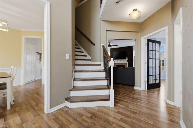 328 Hagenspring RD, Chesapeake, VA 23320