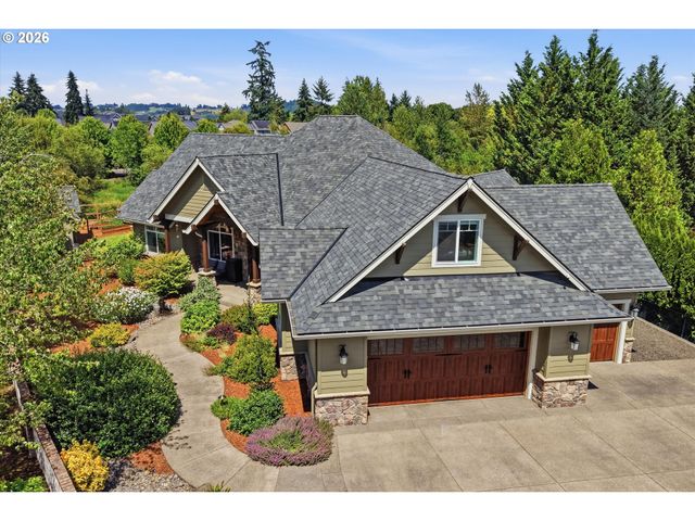 314 N 7TH St, Carlton, OR 97111