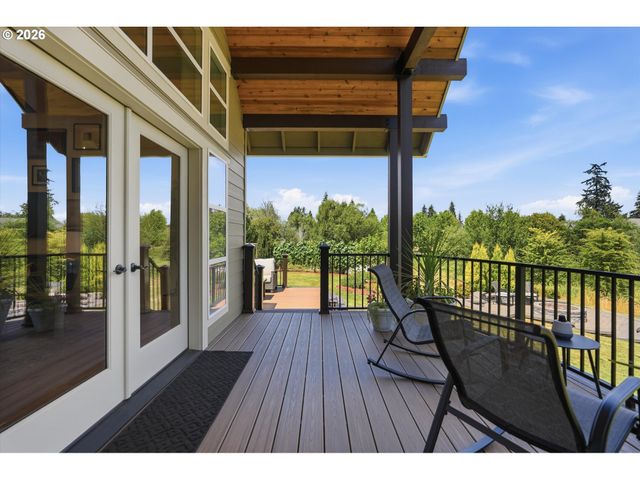 314 N 7TH St, Carlton, OR 97111
