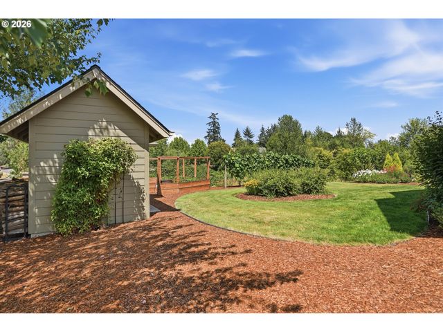 314 N 7TH St, Carlton, OR 97111