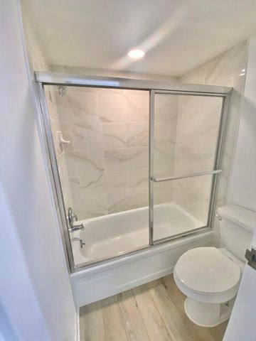 200 WATERWAY Drive S 208, Lantana, FL 33462