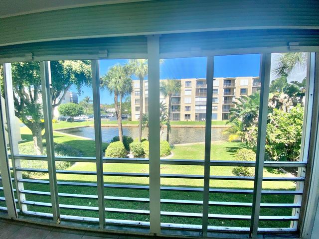 200 WATERWAY Drive S 208, Lantana, FL 33462